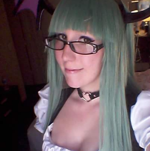 Meet your Posher, Kara - Picture 2 of 4